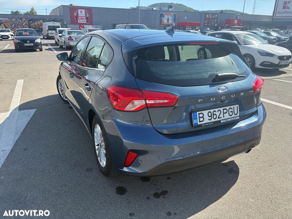 Ford Focus - 5