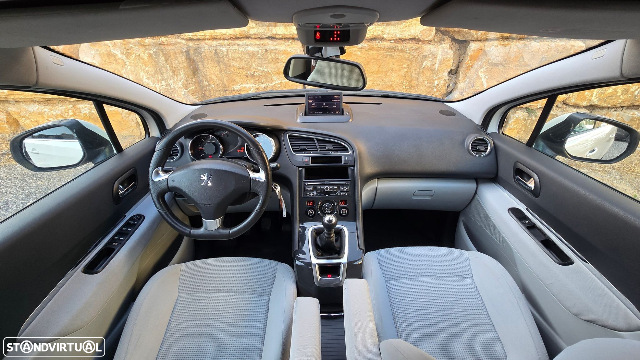 Peugeot 5008 1.6 HDi Executive JLL17 - 10