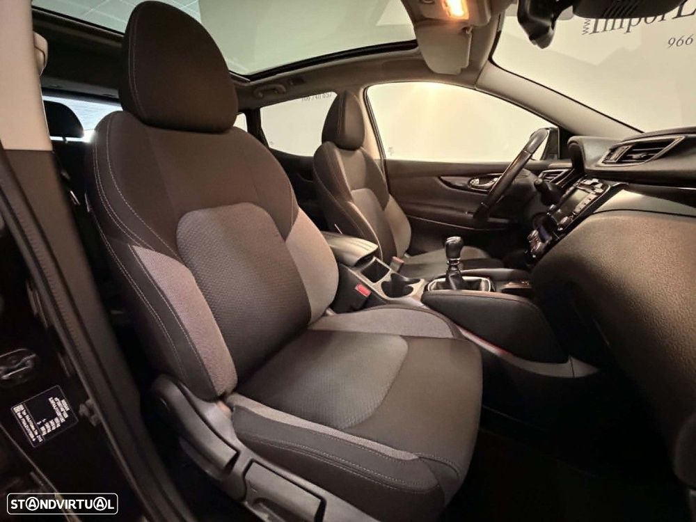 Nissan Qashqai 1.5 dCi N-Connecta - 12