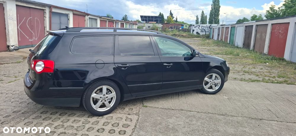 Volkswagen Passat - 3