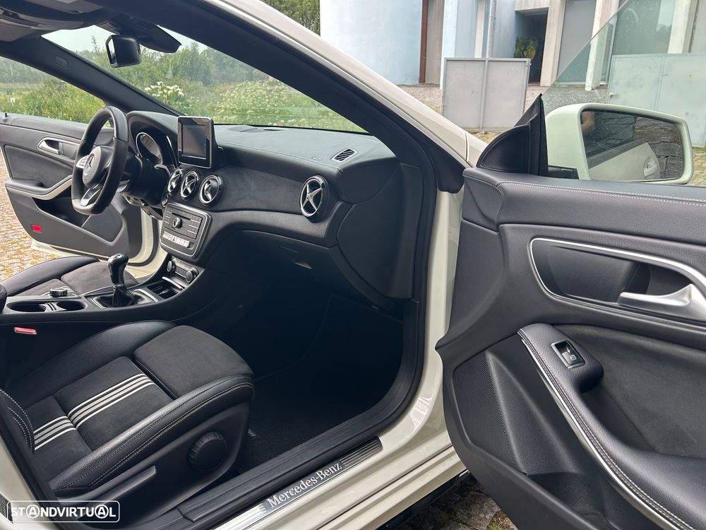 Mercedes-Benz CLA 180 d AMG Line - 18