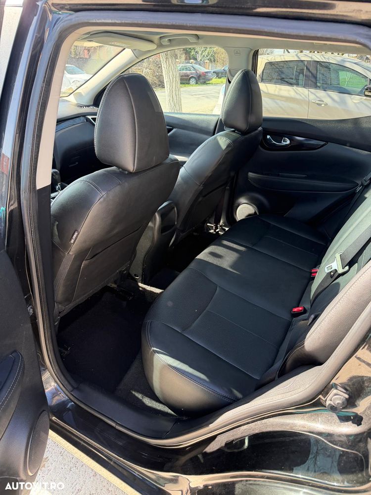 Nissan Qashqai 1.6 DCI Xtronic TEKNA - 18