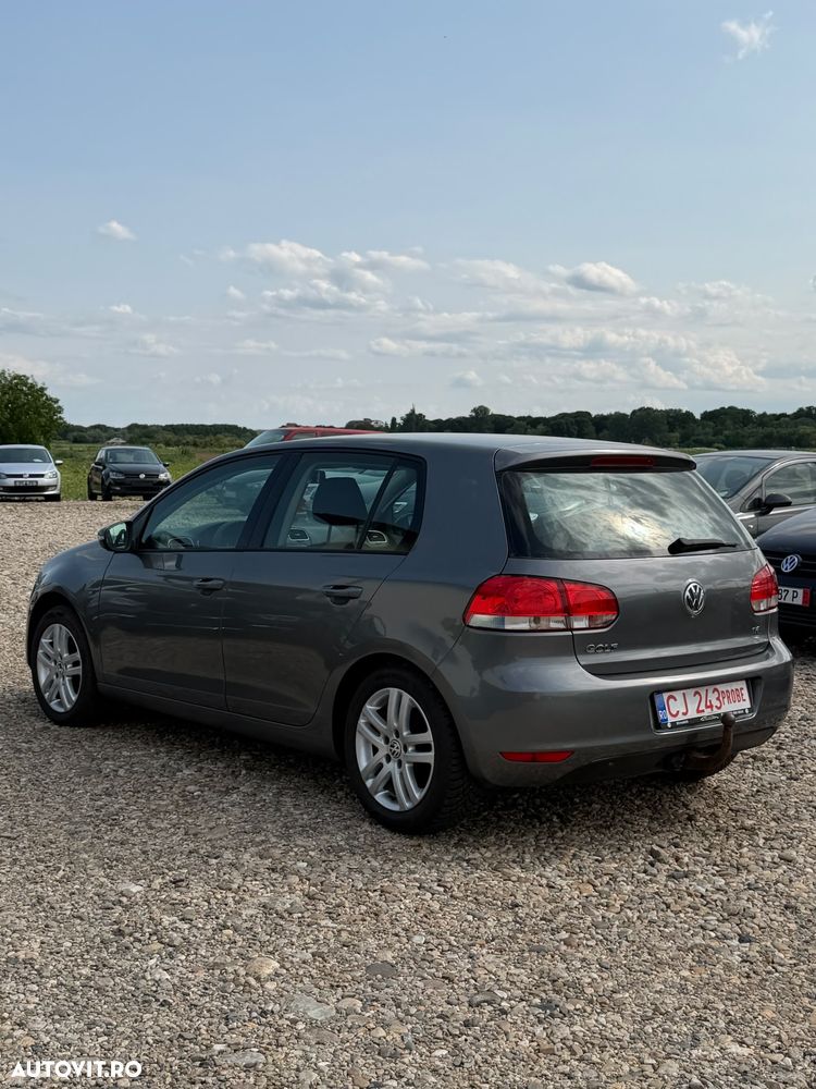 Volkswagen Golf 1.6 Edition - 12
