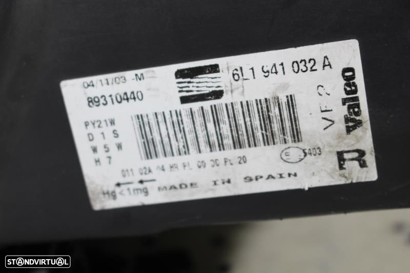 Ótica / Farol Direito Seat Ibiza III 6L Xenon - 6L1941032a / 89310440 / 89 - 7