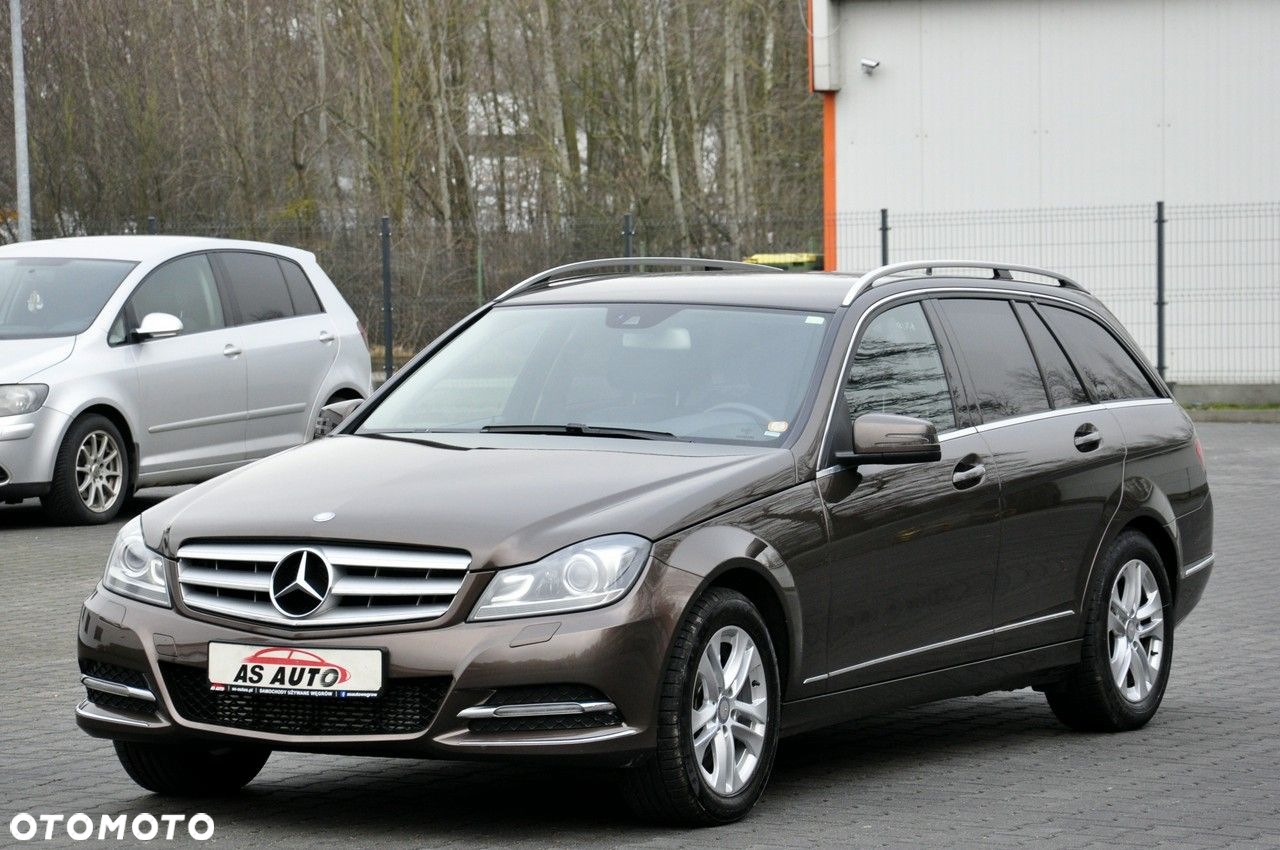 Mercedes-Benz Klasa C 180 T CDI DPF (BlueEFFICIENCY) Elegance - 26