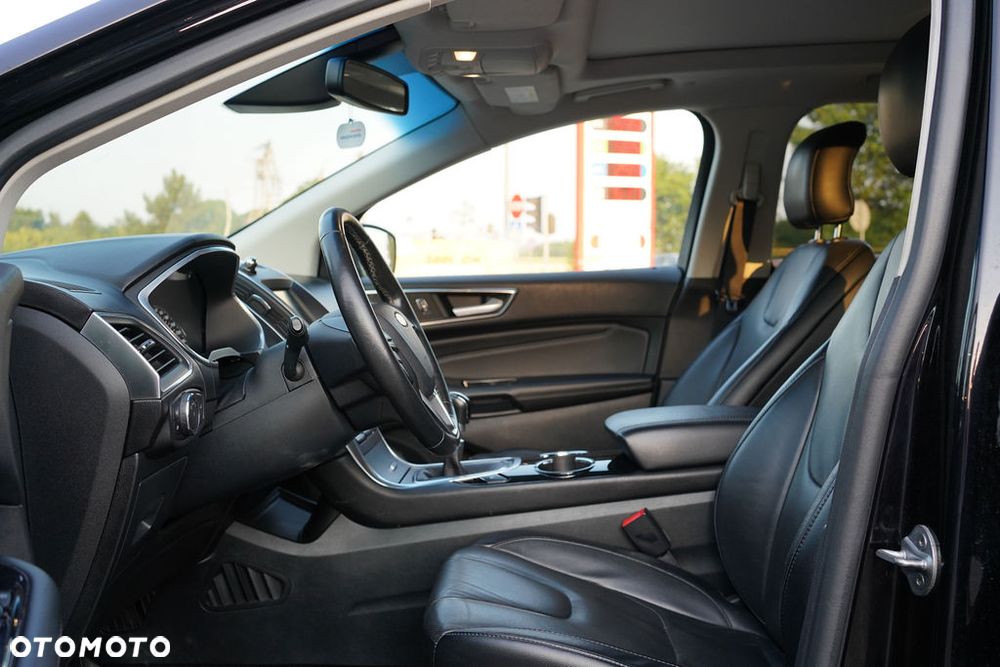 Ford Edge 2.0 TDCi 4WD Titanium - 17