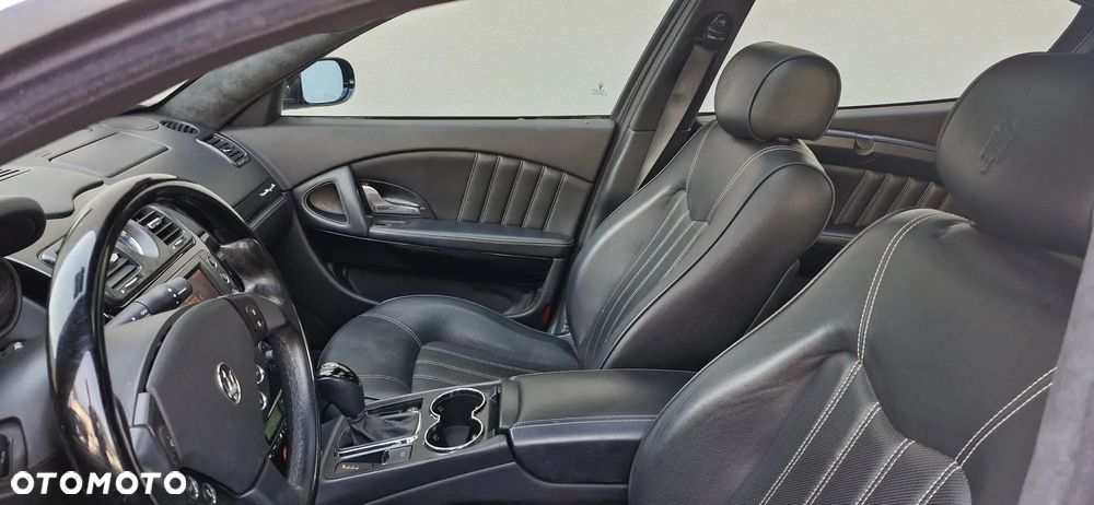 Maserati Quattroporte - 10