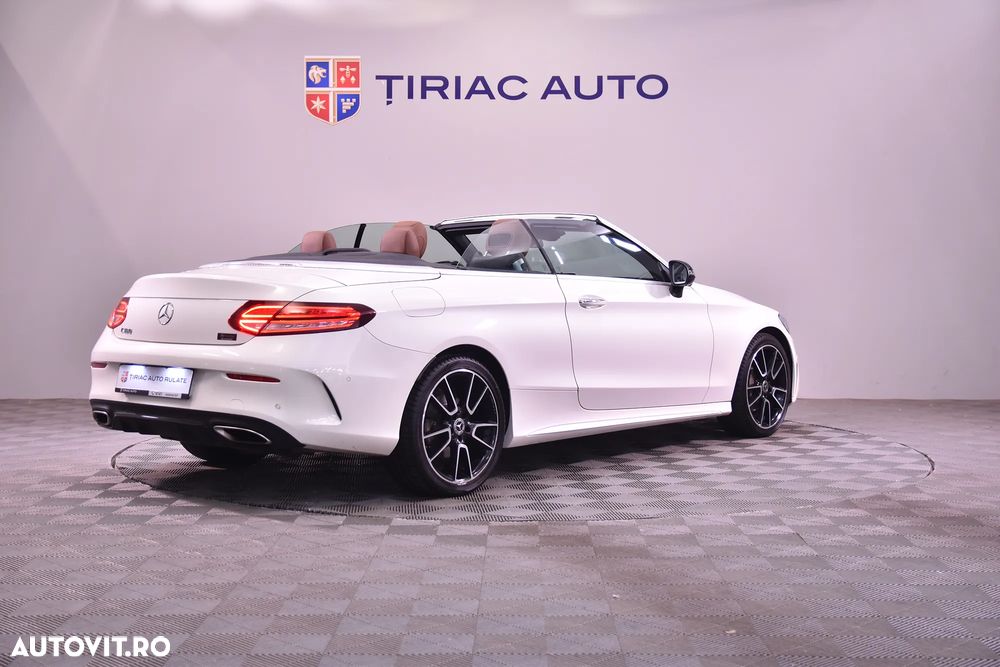 Mercedes-Benz C 180 Cabrio 9G-TRONIC AMG Line - 13