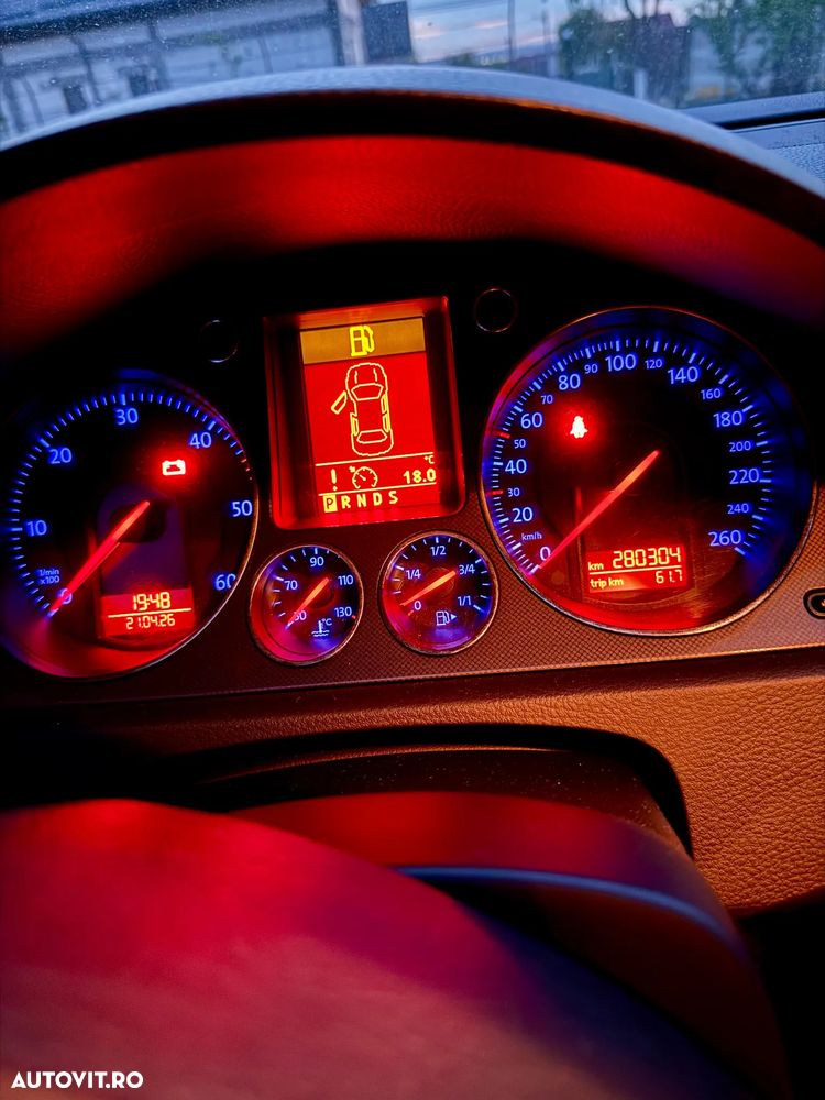 Volkswagen Passat - 5