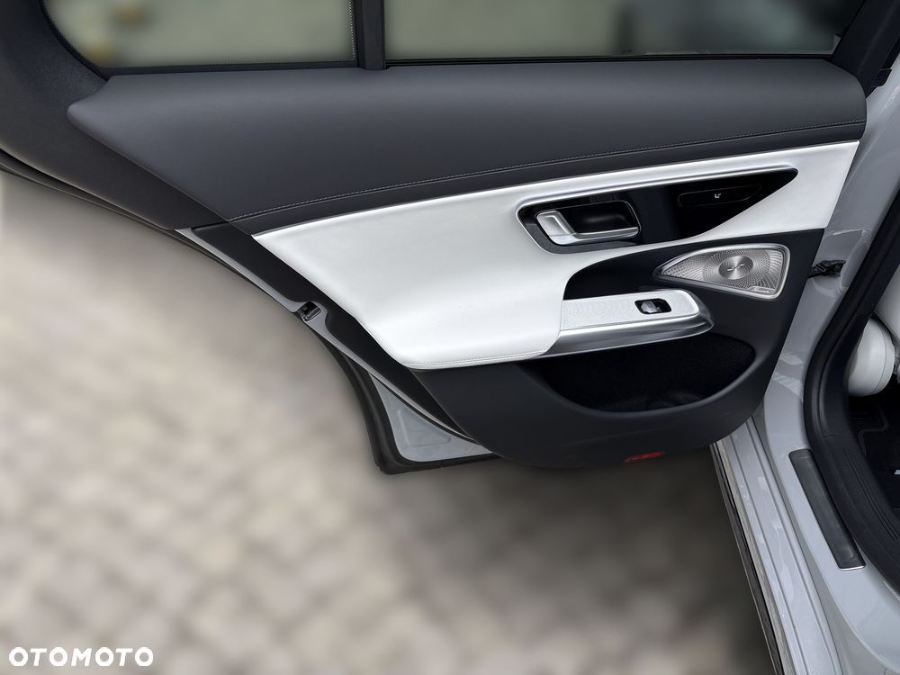 Mercedes-Benz Klasa E - 10