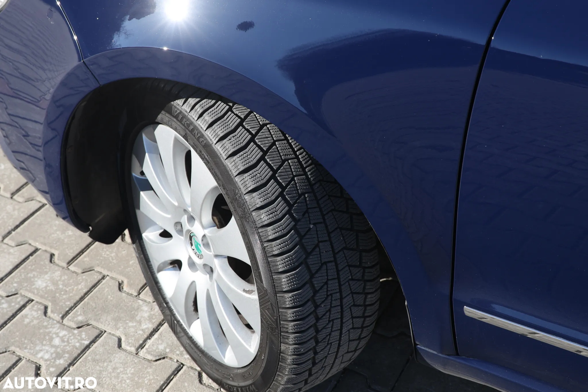 Skoda Superb 2.0 TDI Elegance DSG - 4