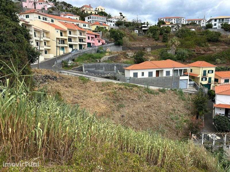 Terreno à venda na Rua da Quinta, Caniço, Ilha da Madeira - Grande imagem: 3/4