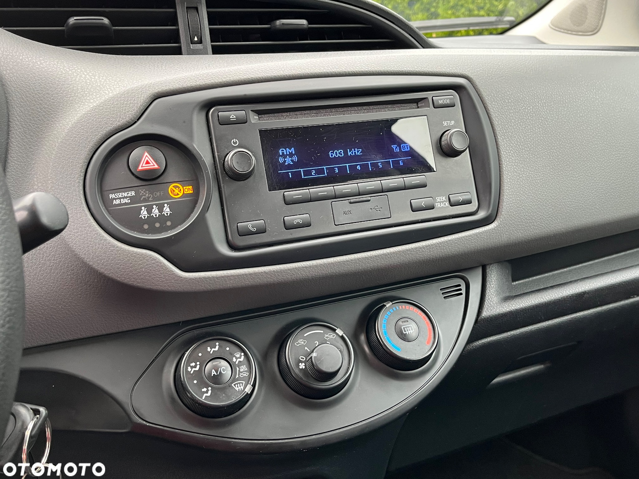 Toyota Yaris - 24