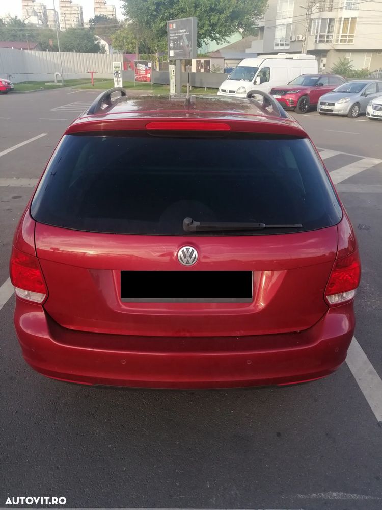 Volkswagen Golf - 10