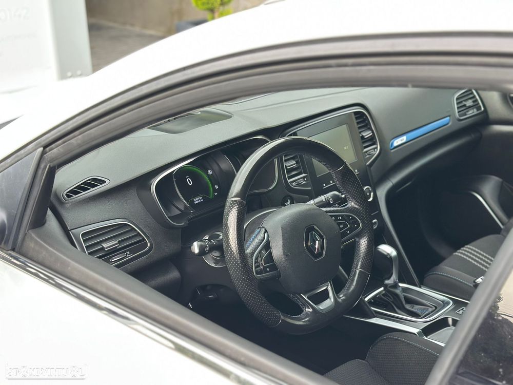 Renault Mégane Sport Tourer 1.5 dCi GT Line EDC J18 - 11