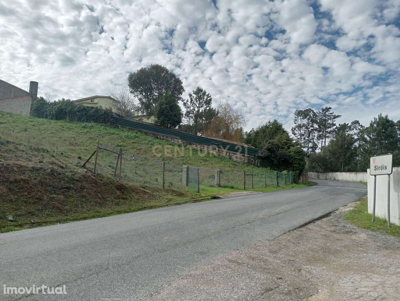 Terreno para construção à saída da IC 9 entre Fátima  e Ourém - Grande imagem: 4/6