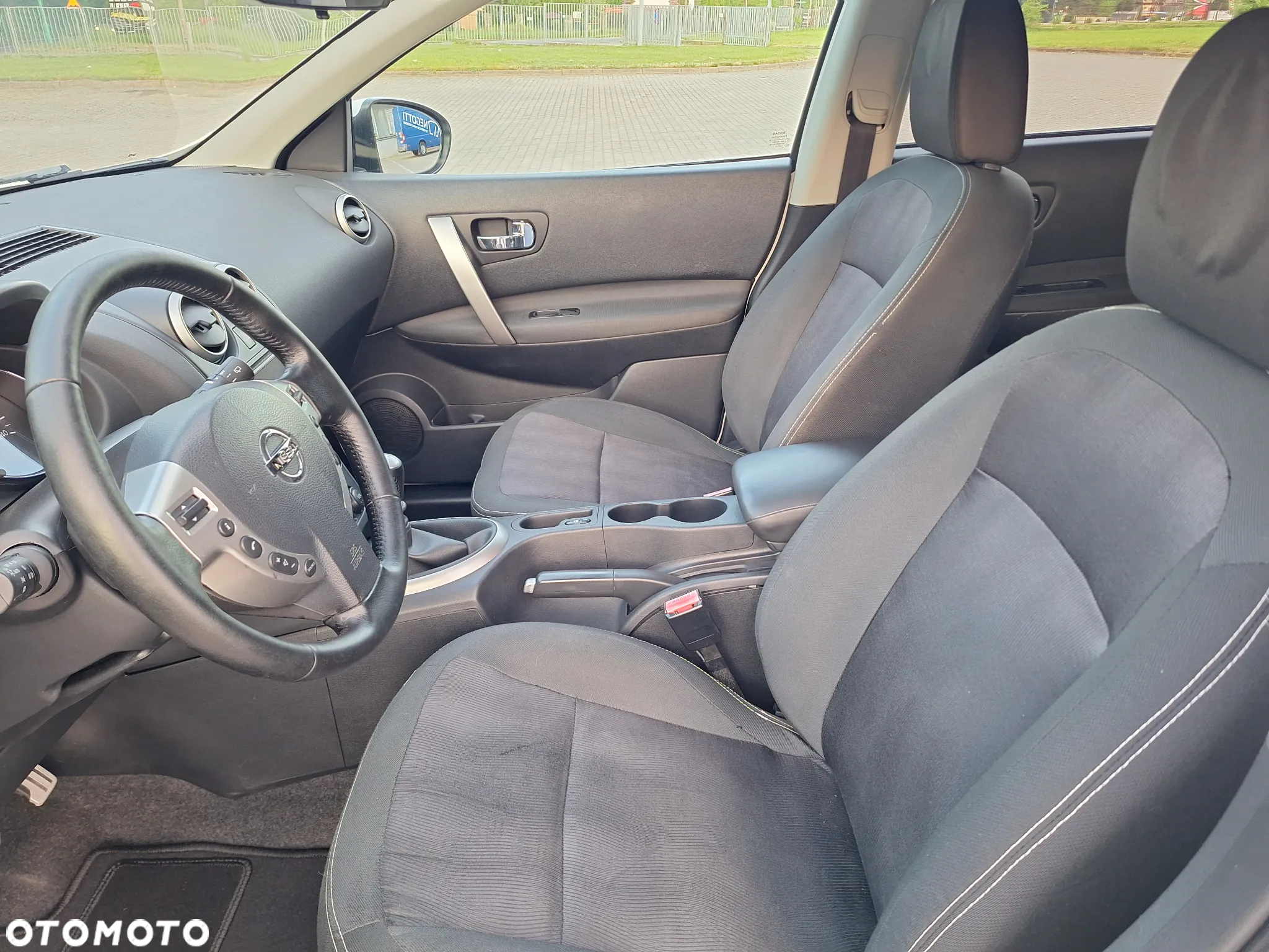 Nissan Qashqai - 14