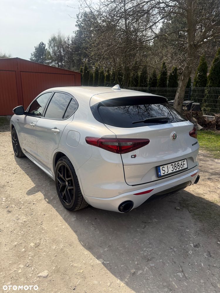 Alfa Romeo Stelvio 2.0 Turbo Veloce Q4 - 4