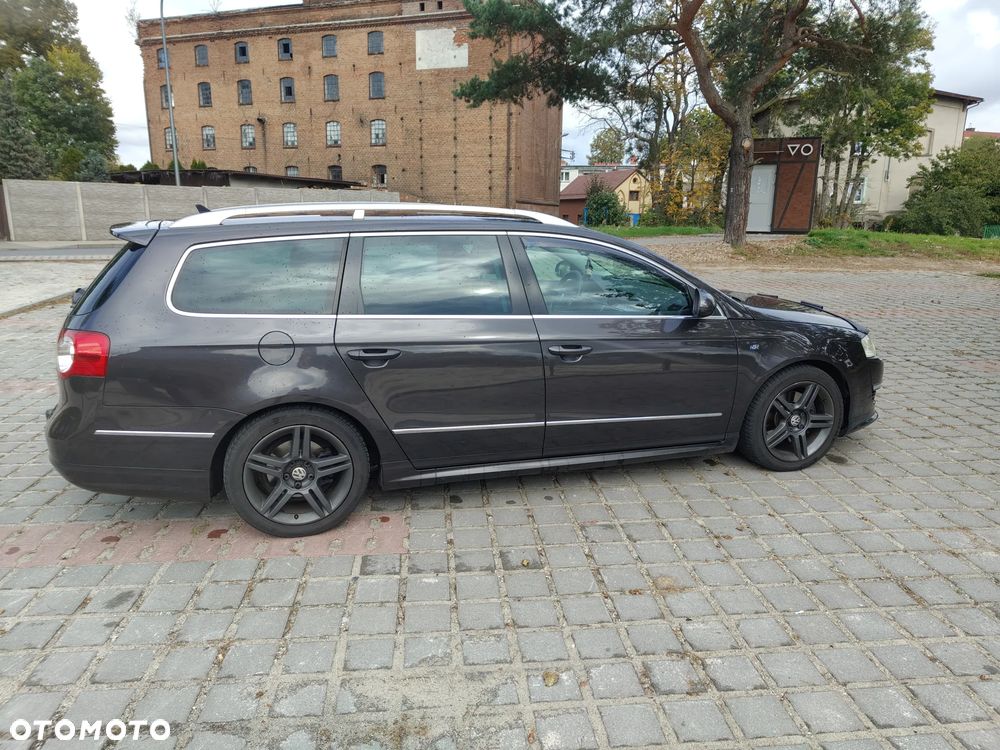 Volkswagen Passat 2.0 TDI DPF Sportline DSG - 12