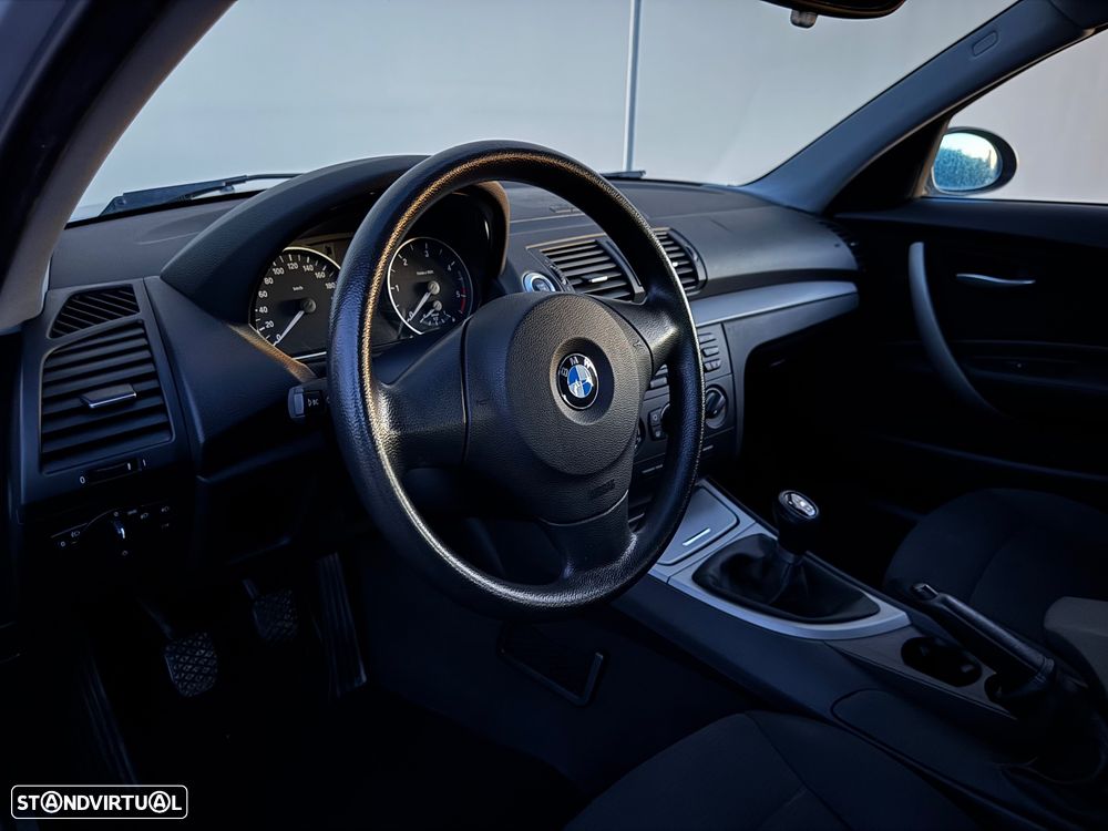 BMW 118 d Line Urban - 9