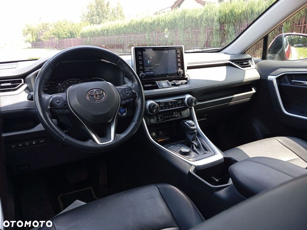 Toyota RAV4 - 9