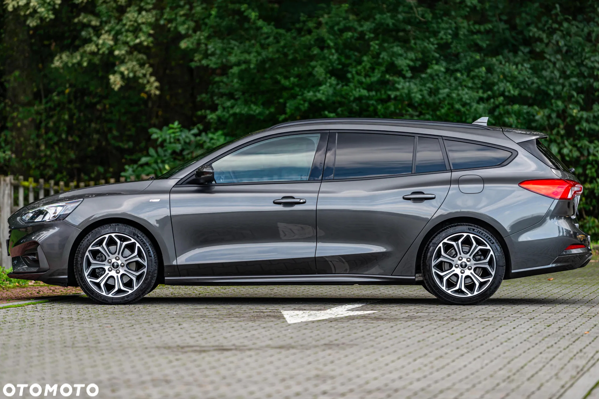 Ford Focus 1.0 EcoBoost Hybrid ST-LINE - 15