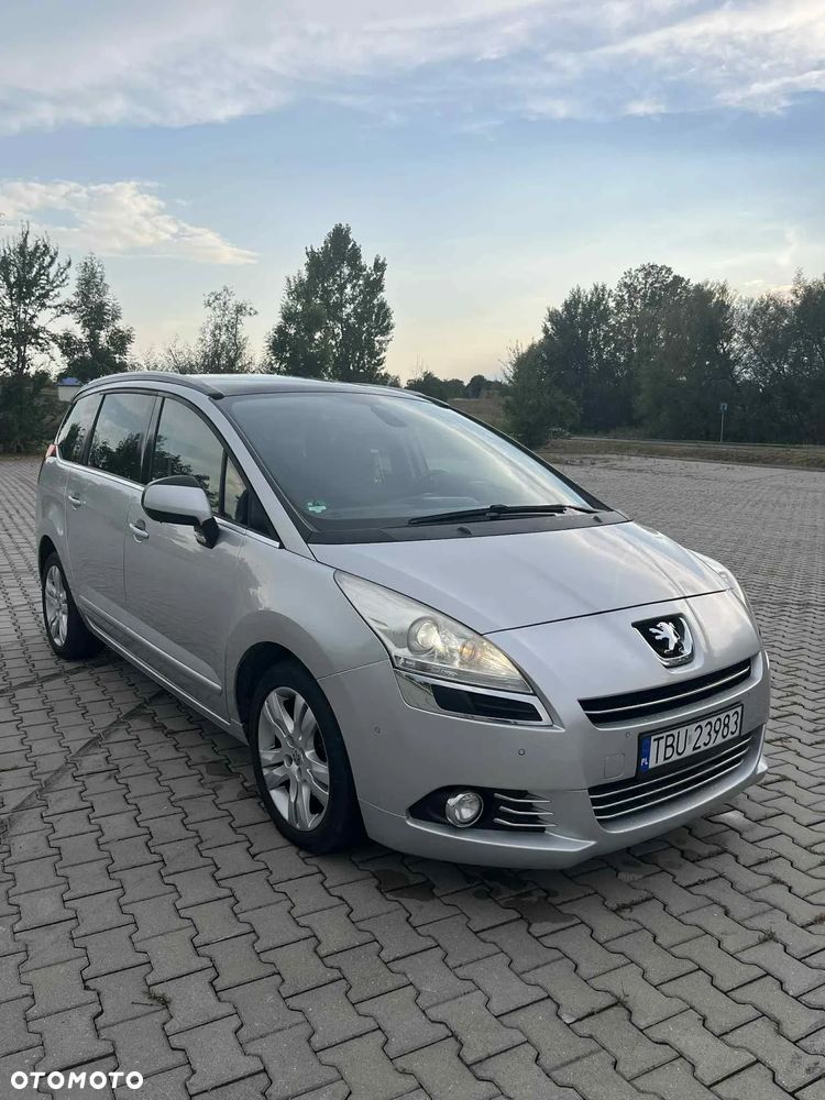 Peugeot 5008 2.0 HDi Family 7os - 2