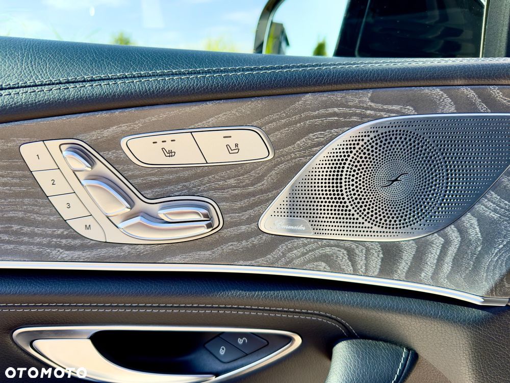 Mercedes-Benz CLS 450 4-Matic AMG - 11