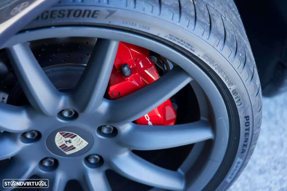 Porsche 911 (997) Carrera GTS PDK - 15
