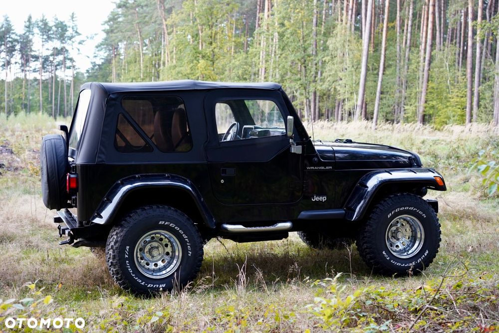 Jeep Wrangler 2.5 Sport - 9
