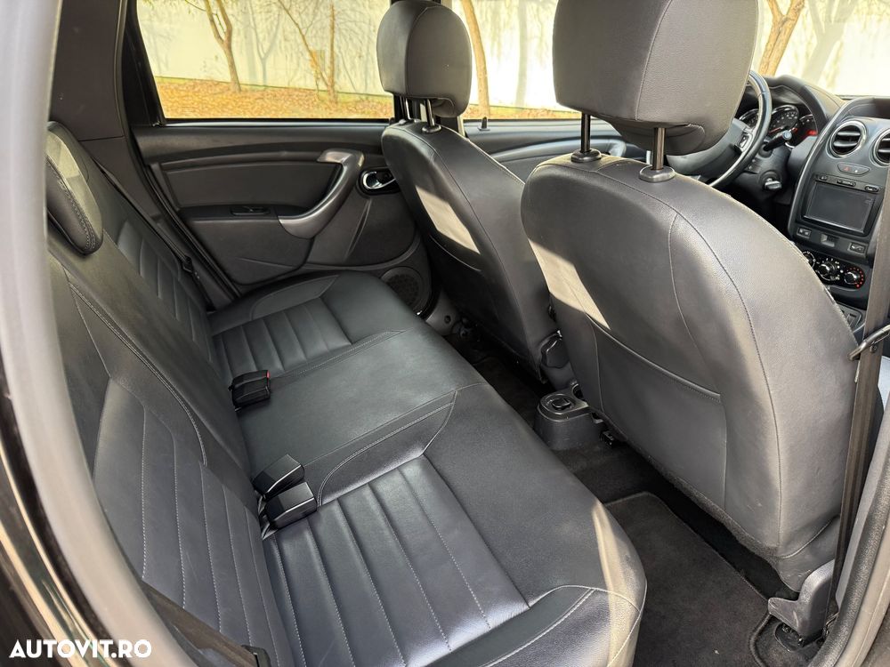 Dacia Duster TCe 125 4x2 Blackshadow - 14