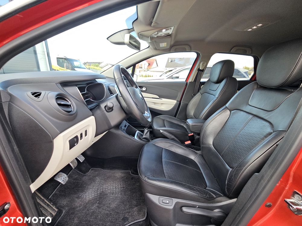 Renault Captur (ENERGY) TCe 90 BOSE EDITION - 16