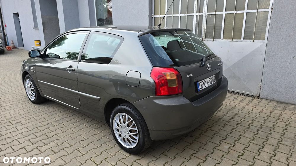 Toyota Corolla 1.4 VVT-i Base - 18