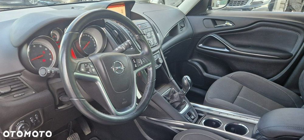 Opel Zafira - 34