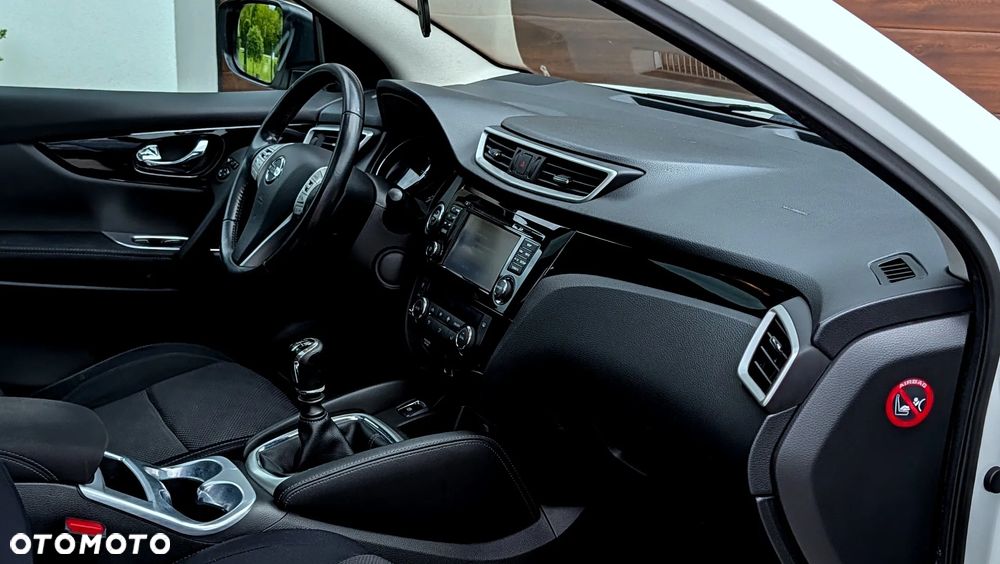 Nissan Qashqai 1.6 DIG-T 360 - 11