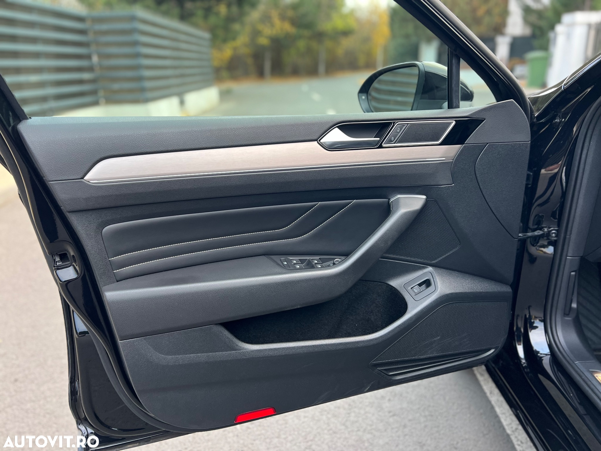 Volkswagen Passat 2.0 BiTDI DSG 4Mot Highline - 9