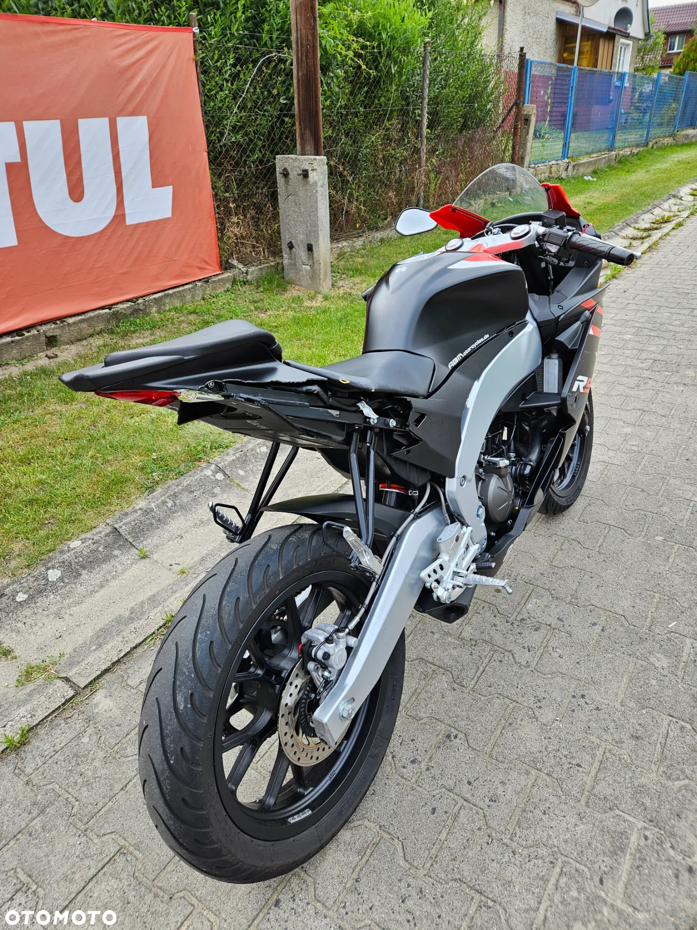 Aprilia RS - 28