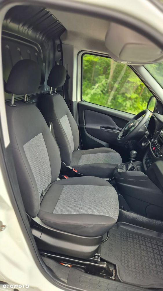 Fiat Doblo Maxi - 38