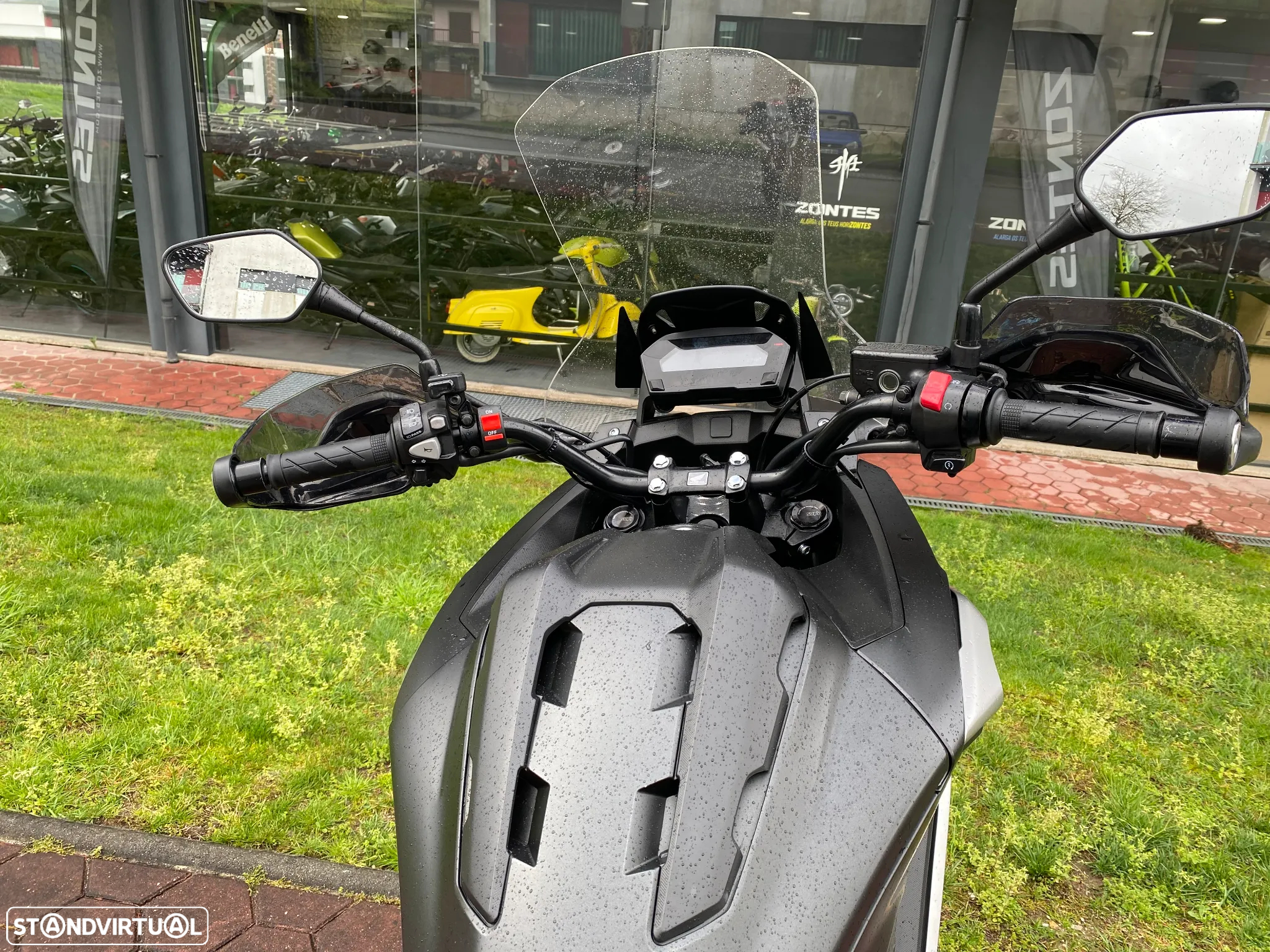 Honda NC750X NC750X top case - 9