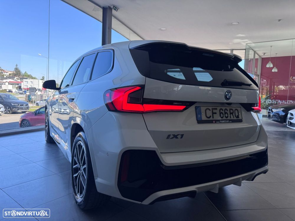BMW iX1 xDrive30 M Sport Pack - 8