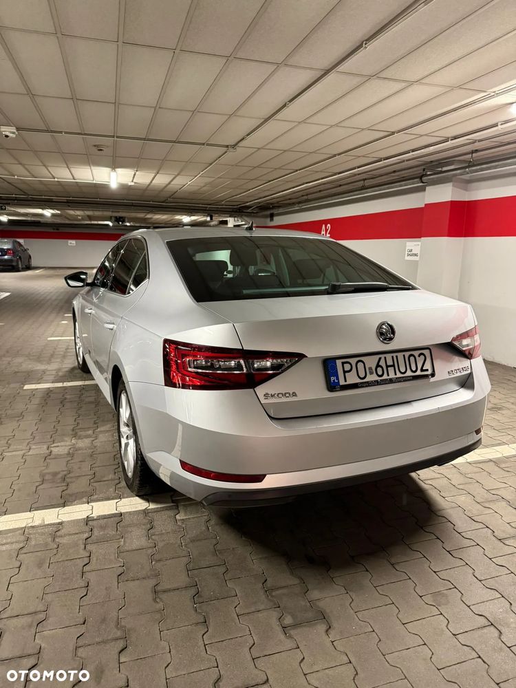 Skoda Superb 1.8 TSI Ambition DSG - 7