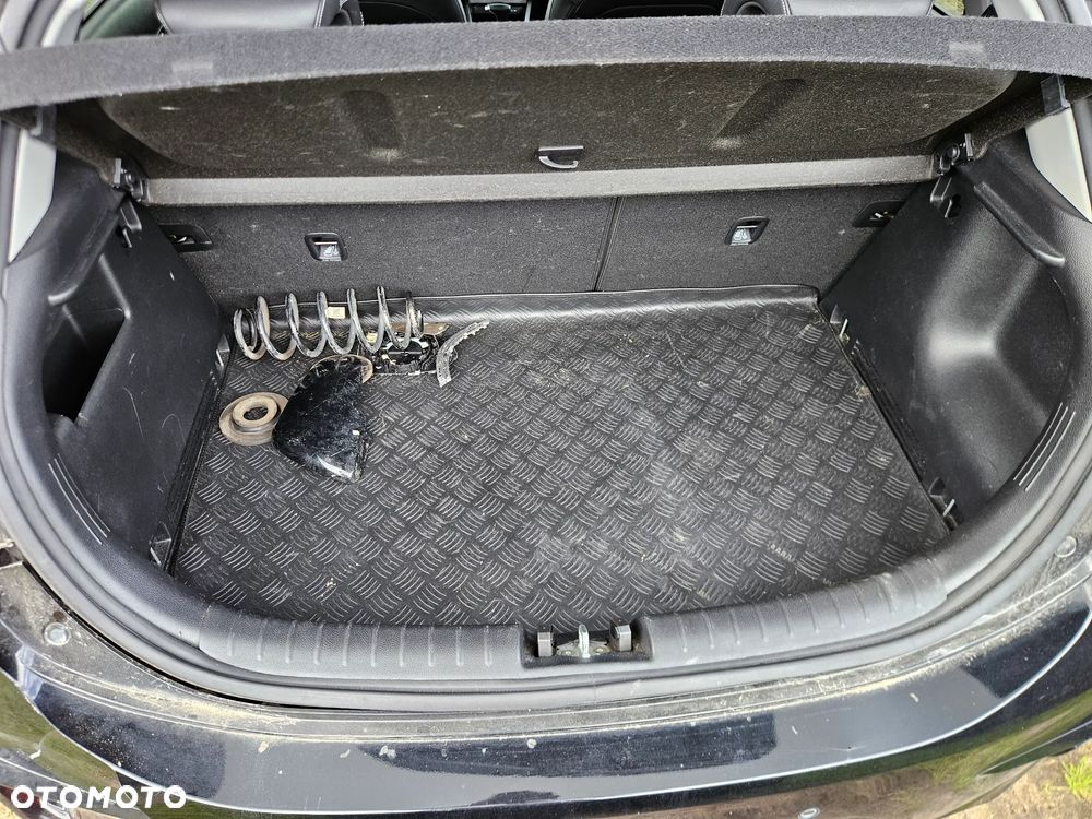 Kia Rio 1.0 T-GDI 120 DCT7 GT Line - 13