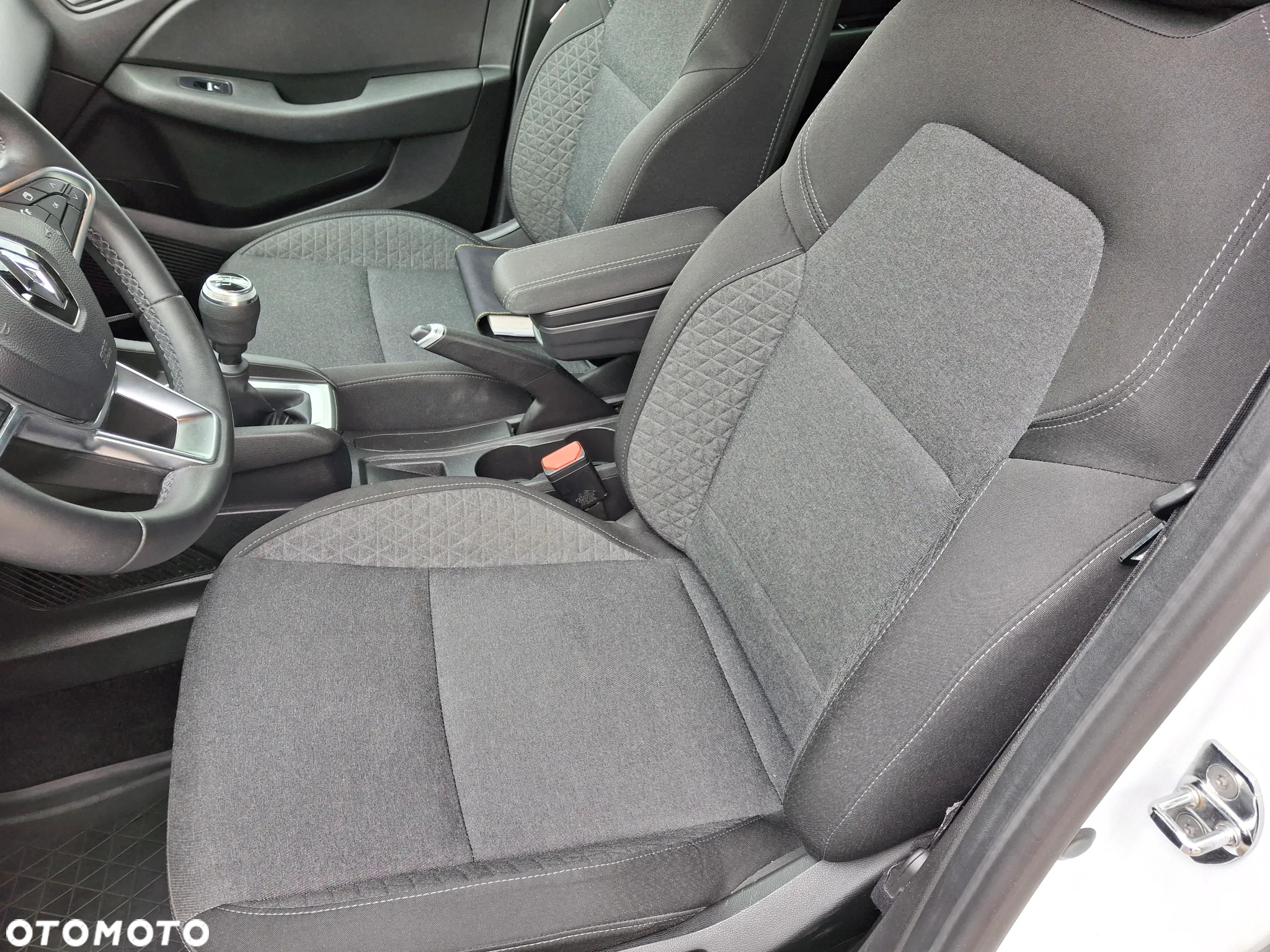 Renault Clio 1.0 TCe Zen - 34