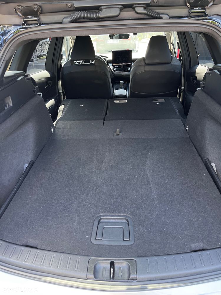 Toyota Corolla 1.8 Hybrid Executive - 31