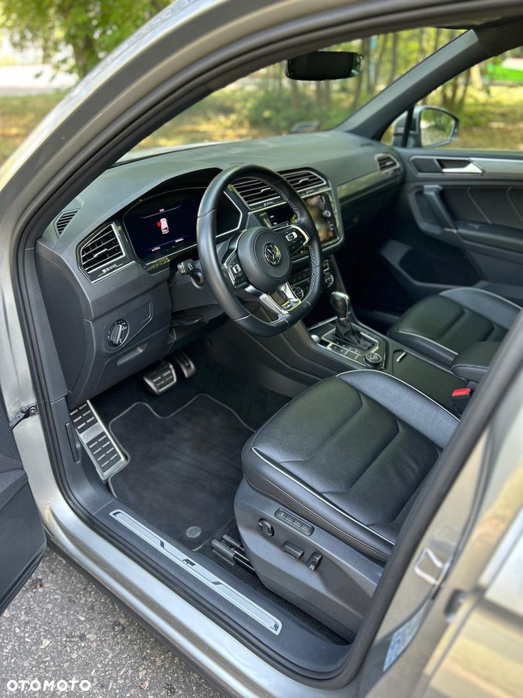 Volkswagen Tiguan - 12