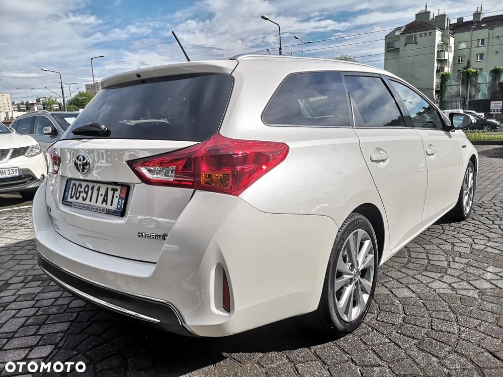 Toyota Auris 1.8 VVT-i Automatik Comfort - 2
