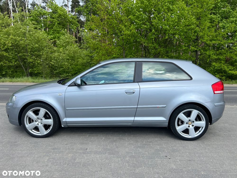 Audi A3 3-drzwiowe 2.0T FSI Ambiente S tronic - 5