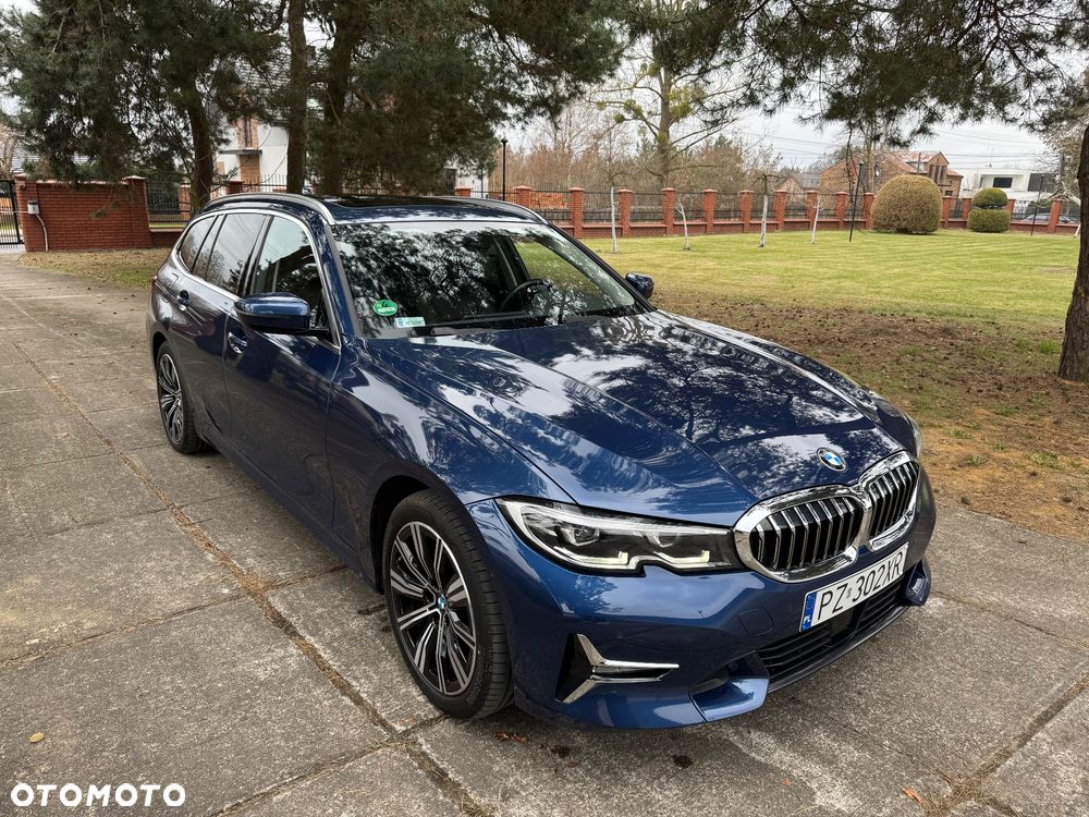 BMW Seria 3 320d xDrive Luxury Line sport - 4