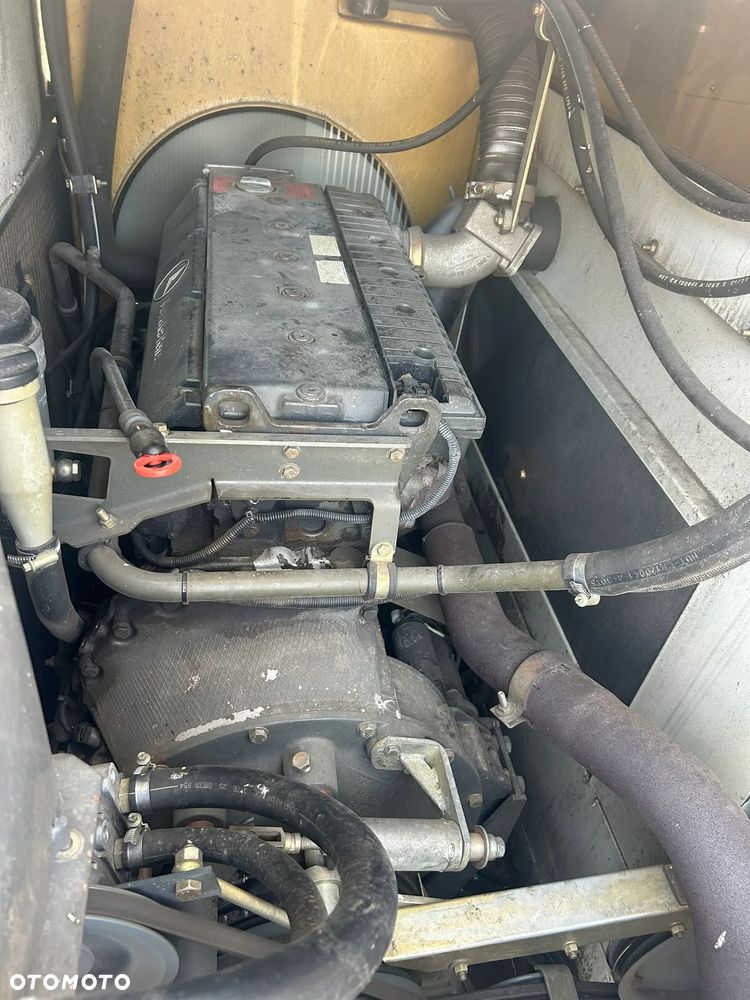 Claas Medion 310 - 15