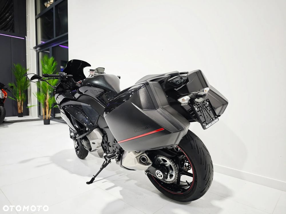 Kawasaki Ninja 1000 SX - 16
